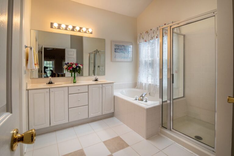 Bathroom & kitchen fixture installation
